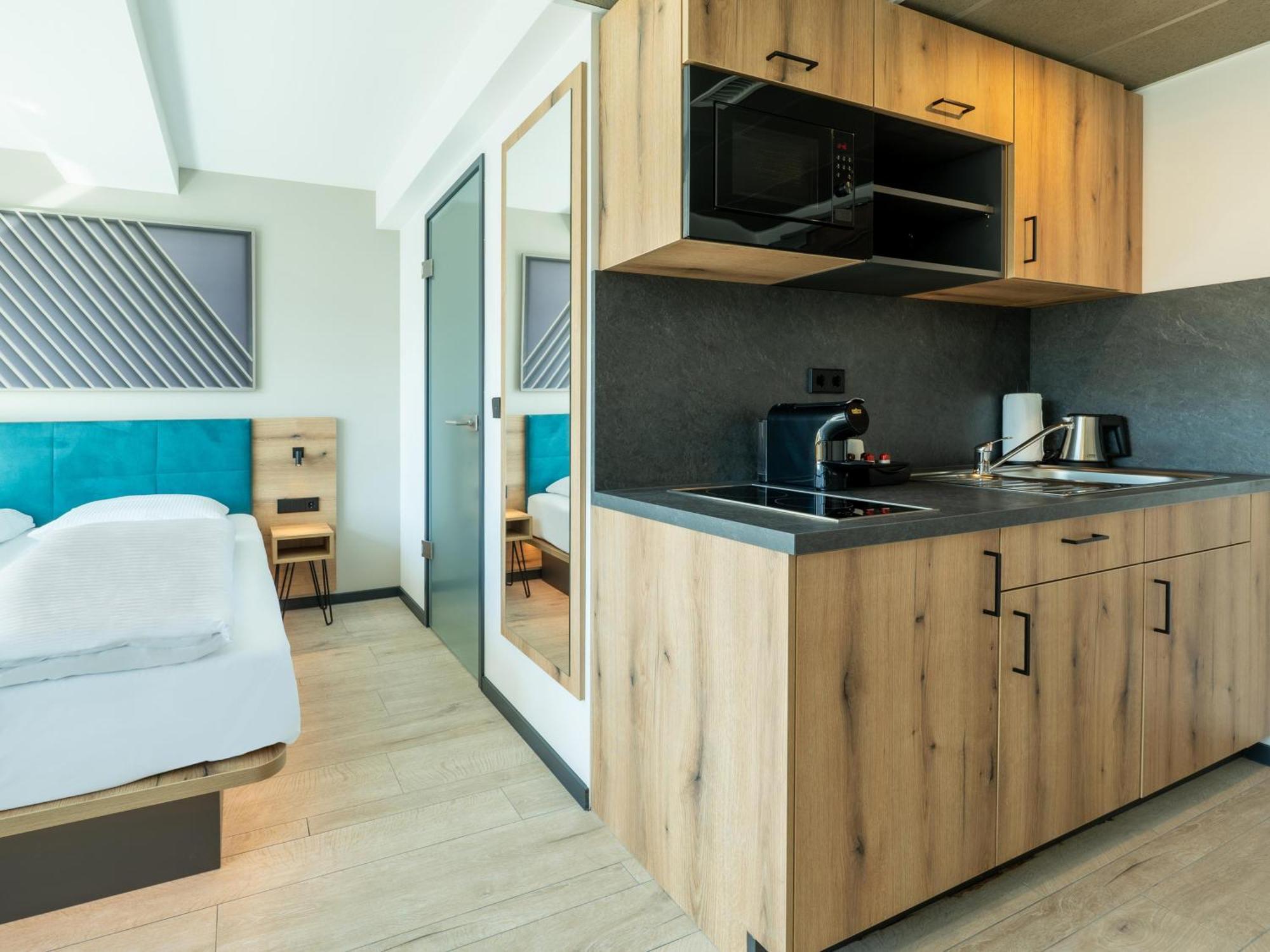 B&B Hotel Albstadt-Hbf Extérieur photo