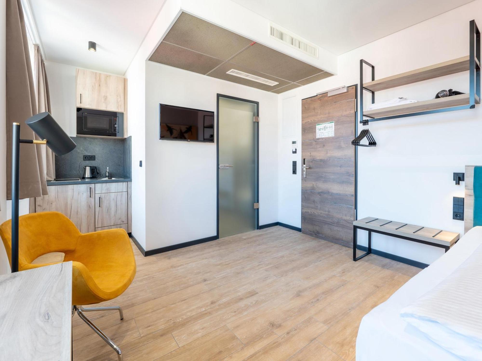 B&B Hotel Albstadt-Hbf Extérieur photo