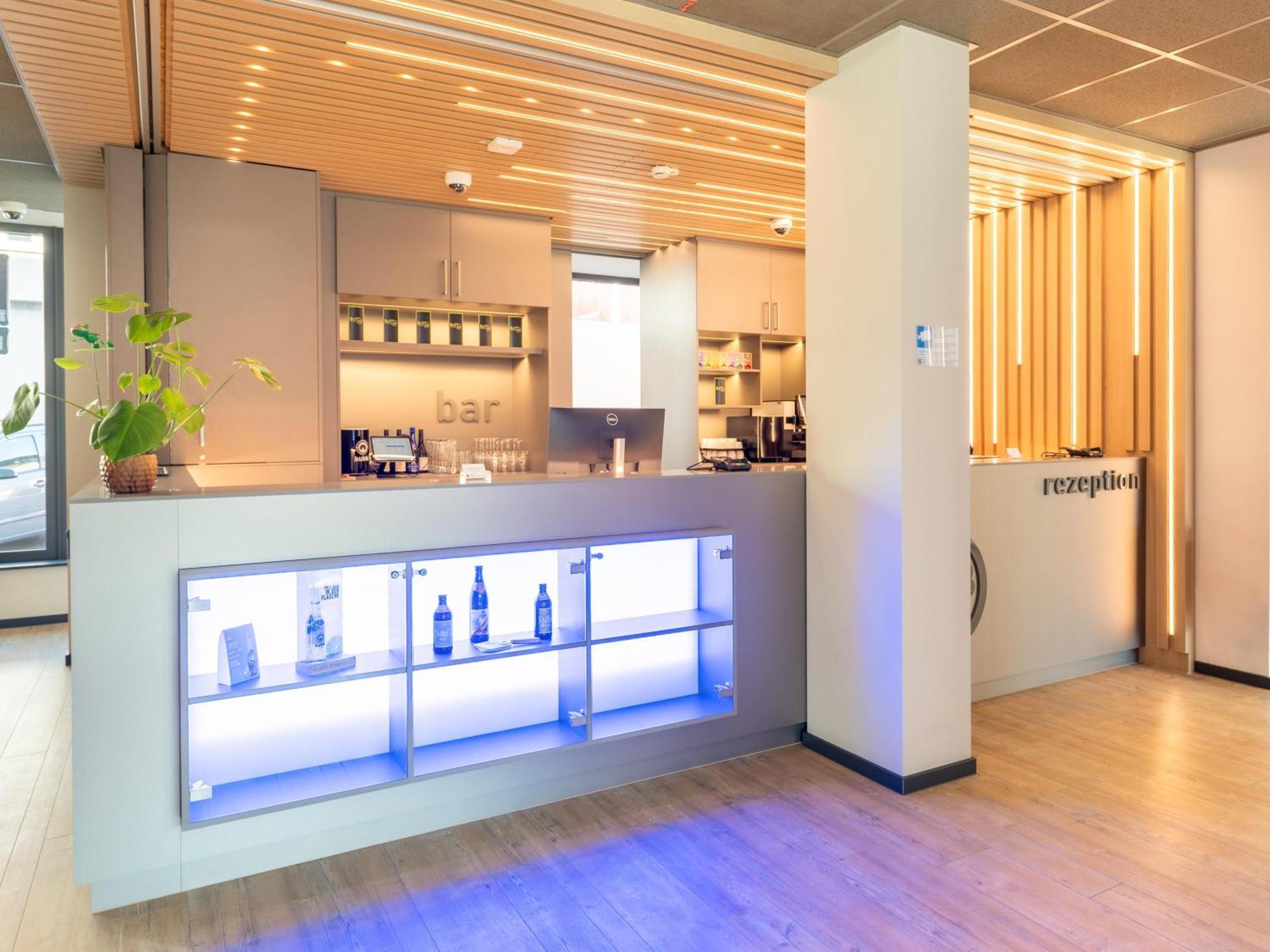 B&B Hotel Albstadt-Hbf Extérieur photo